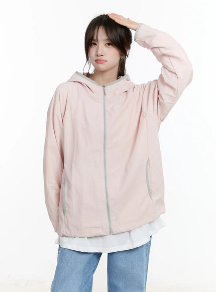 lightweight-hooded-windbreaker-cm505