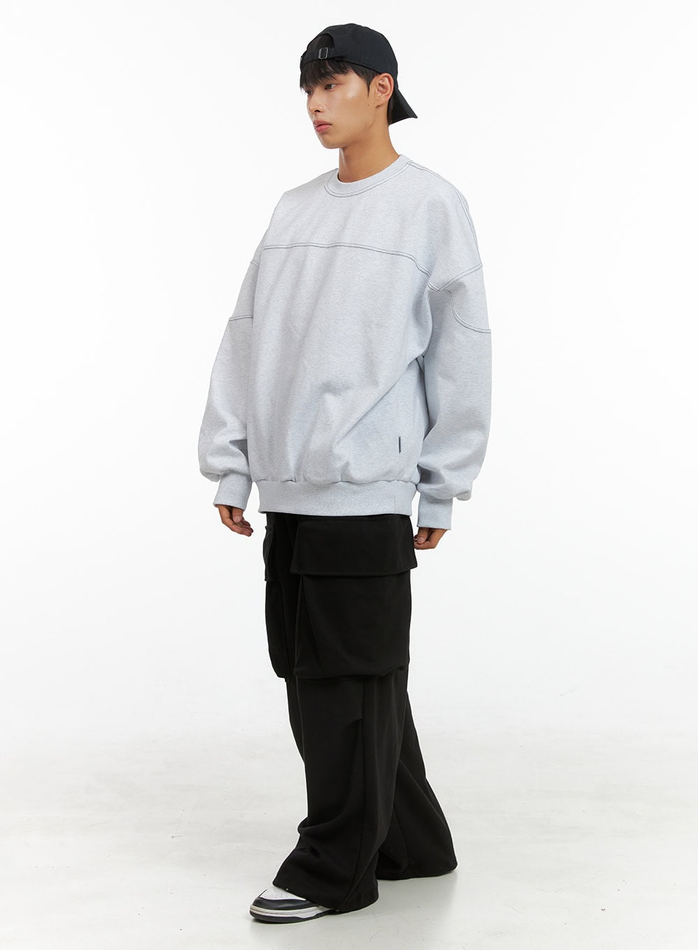 mens-wide-fit-cargo-pocket-sweatpants-is419