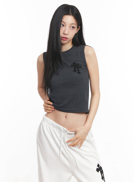 Patched Chic Sleeveless Top IY516