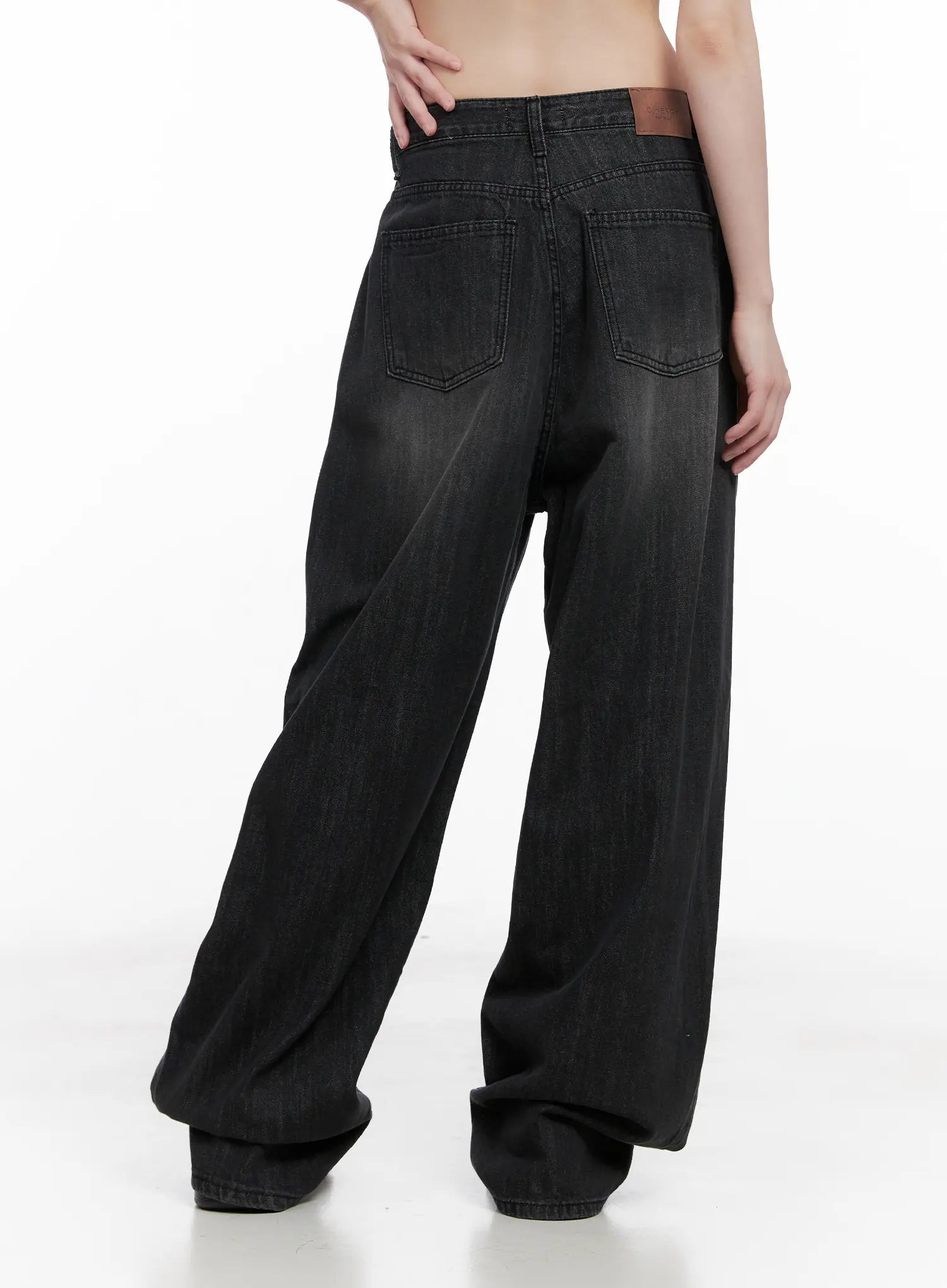 elen-pintuck-baggy-jeans-cg519