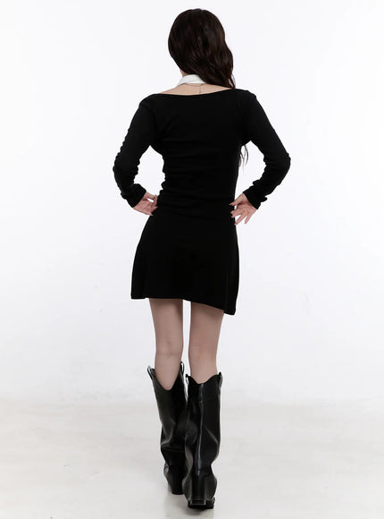 Cut-Out Collar Contrast Mini Dress CO501