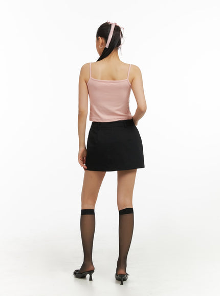 lace-graphic-crop-cami-top-ia417