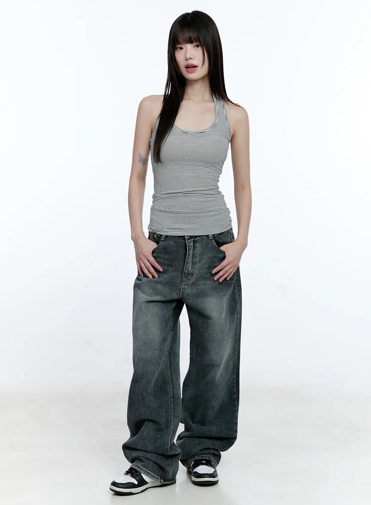 soomin-vintage-wash-wide-leg-jeans