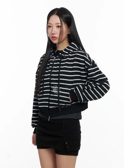striped-embroidered-cropped-hoodie-cj514