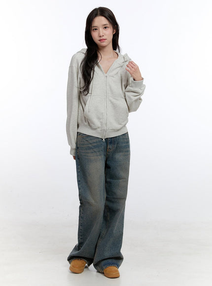 sophie-washed-denim-wide-leg-jeans-on418