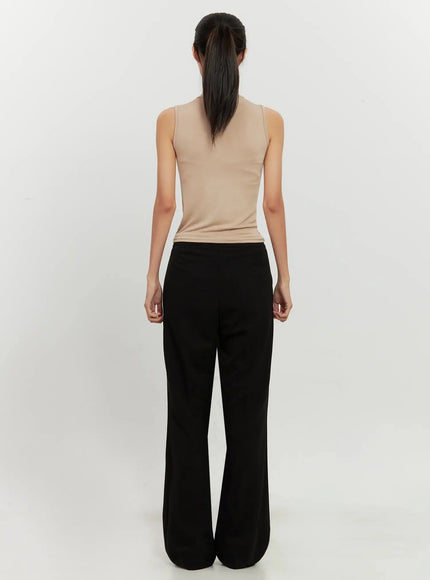 mock-neck-sleeveless-top-il528