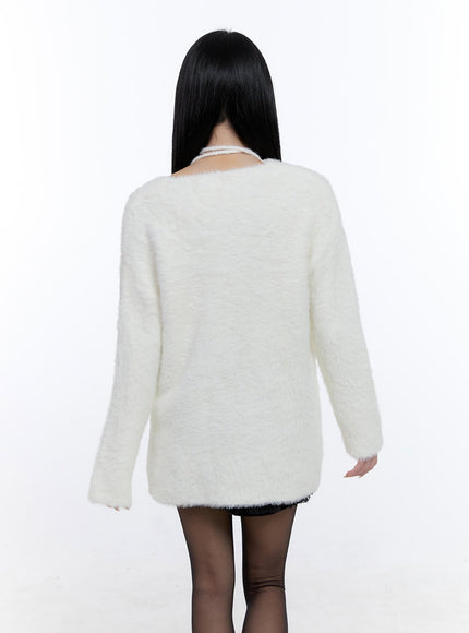 fuzzy-v-neck-sweater-cd419