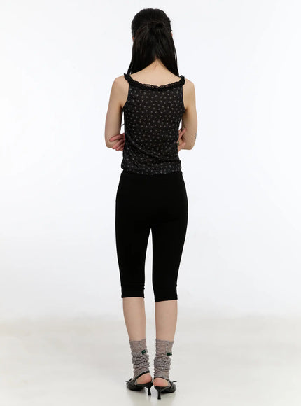 grommet-detail-capri-leggings-ca507