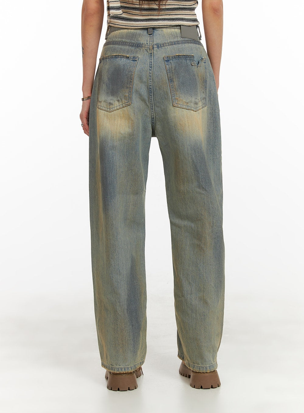 loose-fit-straight-jeans-cy402