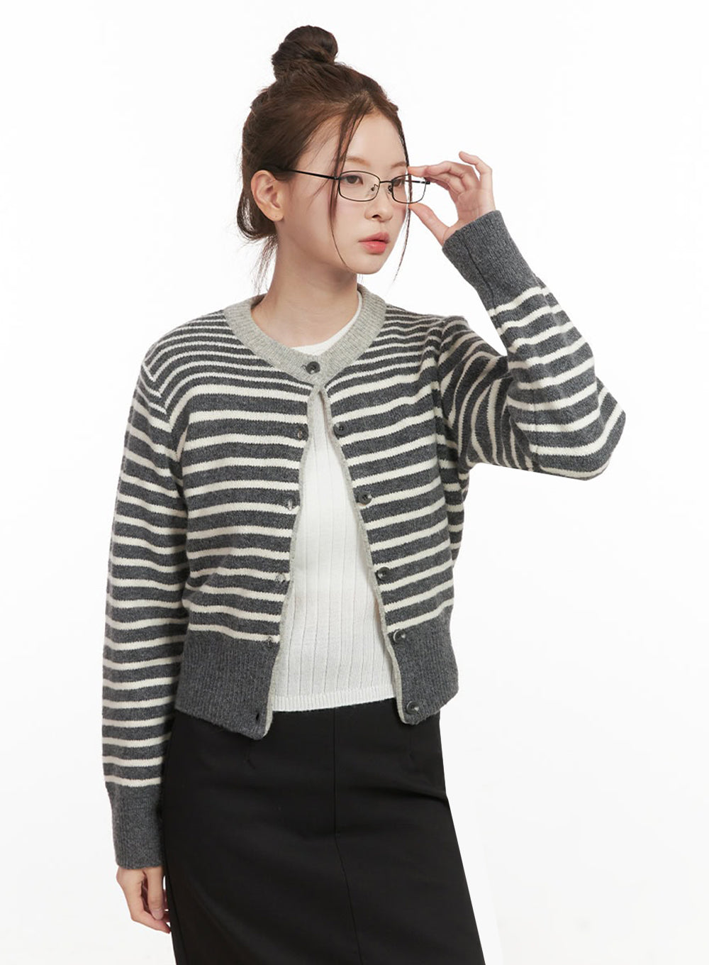 stripe-buttoned-cardigan-if505