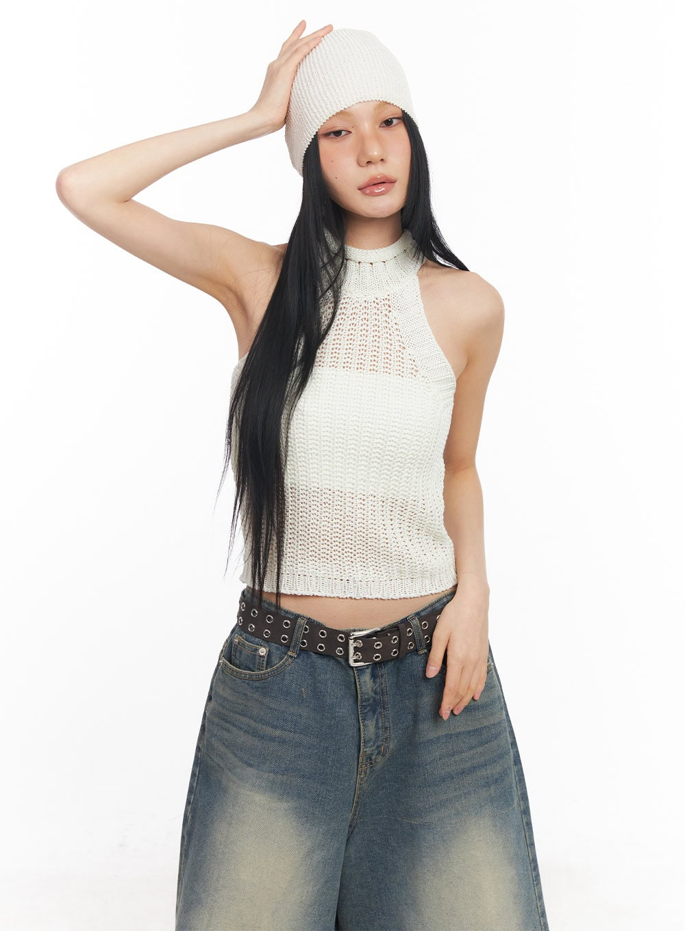halter-neck-sleeveless-crop-top-cy528