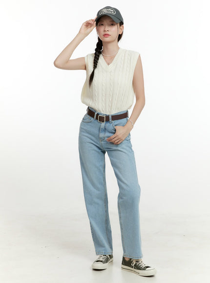 light-washed-straight-jeans-ol423