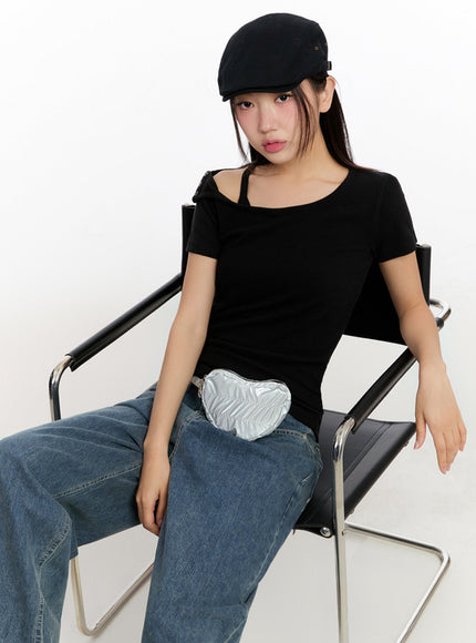 heart-belt-bag-iu509