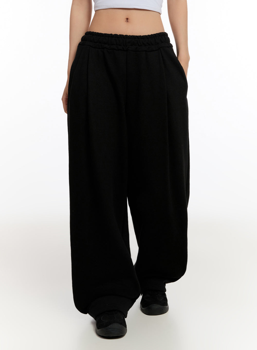 pintuck-wide-leg-sweatpants-iu509