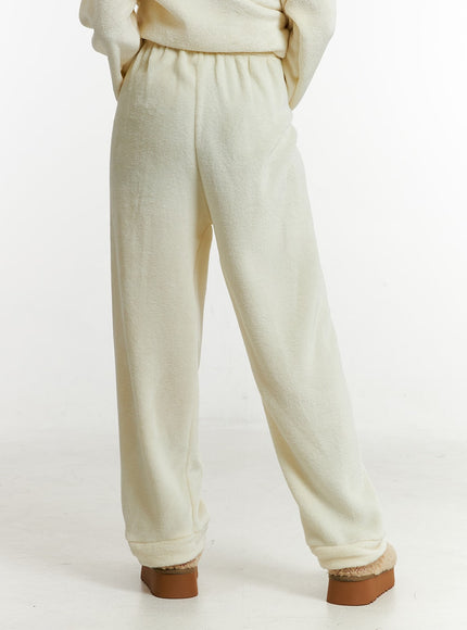 fleece-bear-top-and-elastic-trouser-loungewear-set-id313