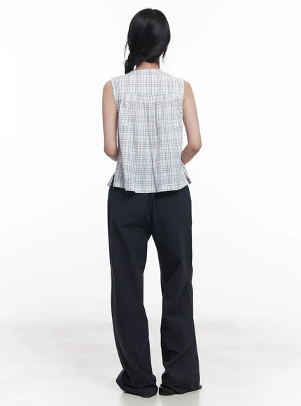 plaid-sleeveless-blouse-cu523