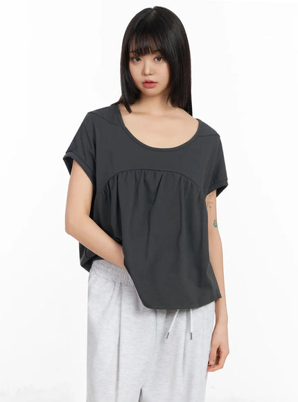 scoop-neck-shirred-tee-ia523