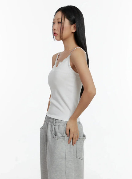 lace-v-neck-sleeveless-top-id525