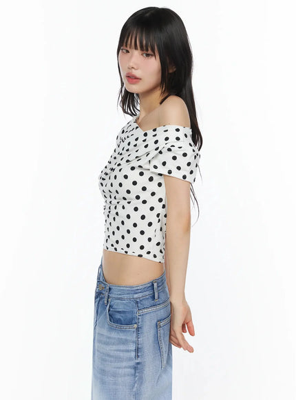 polka-dot-off-shoulder-crop-top-iy525