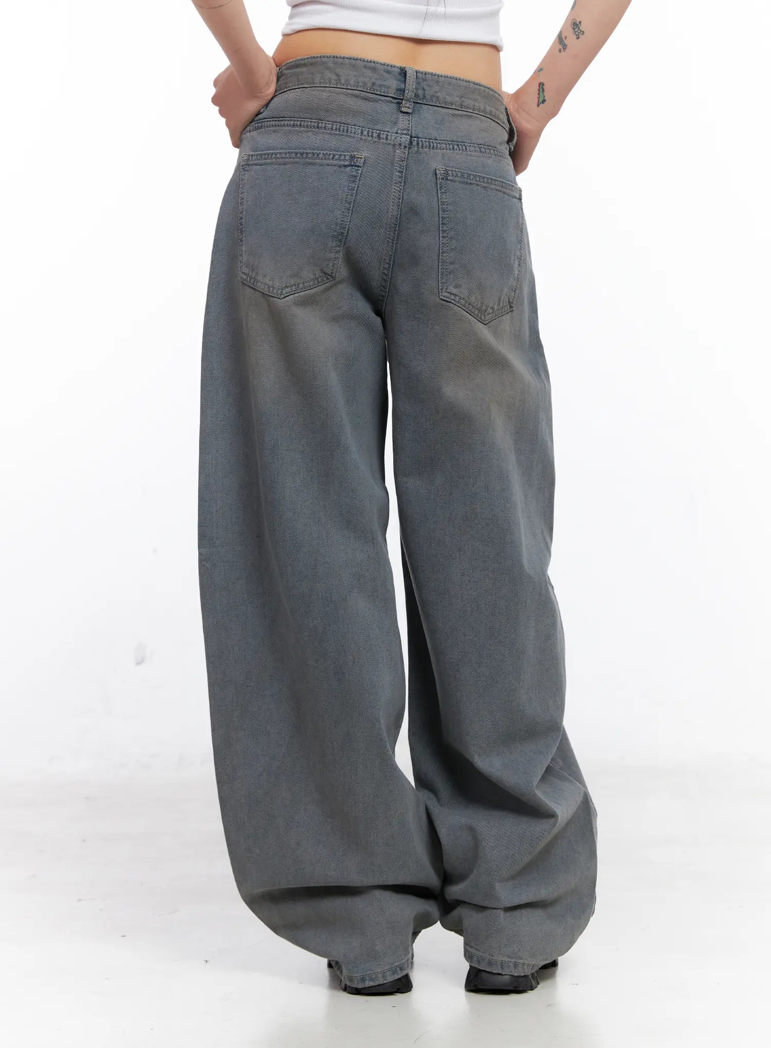 elaina-vintage-washed-baggy-jeans-cc1809