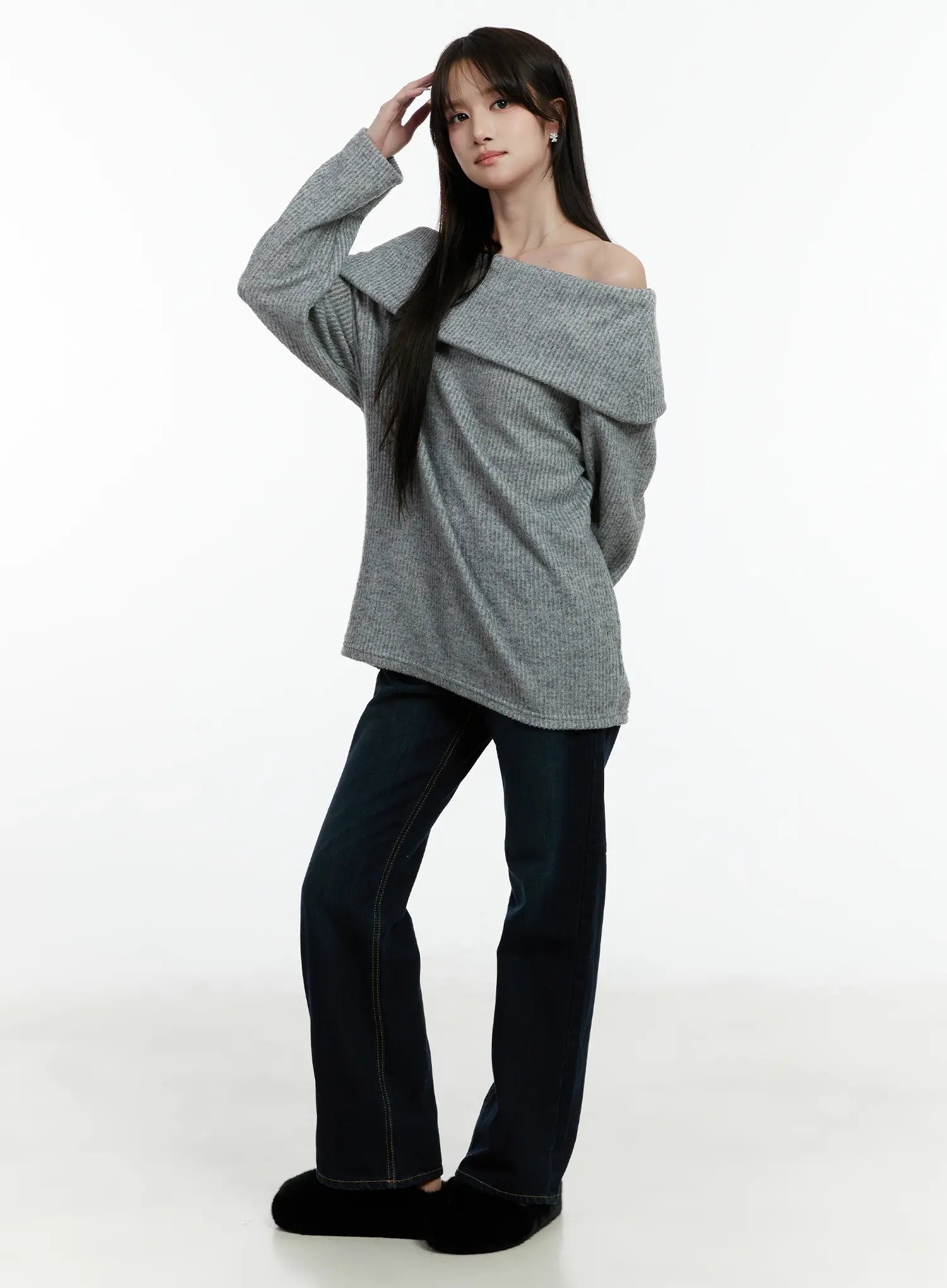 fleece-ribbed-off-shoulder-knit-top-cd523
