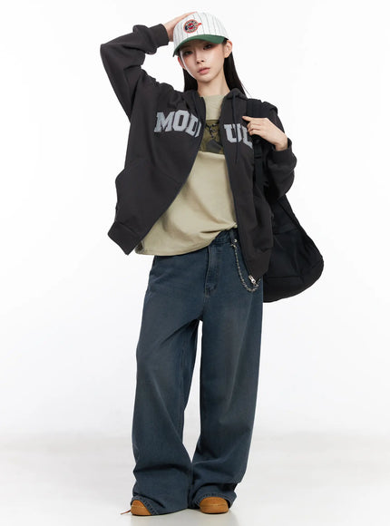 oversized-graphic-hoodie-cm519