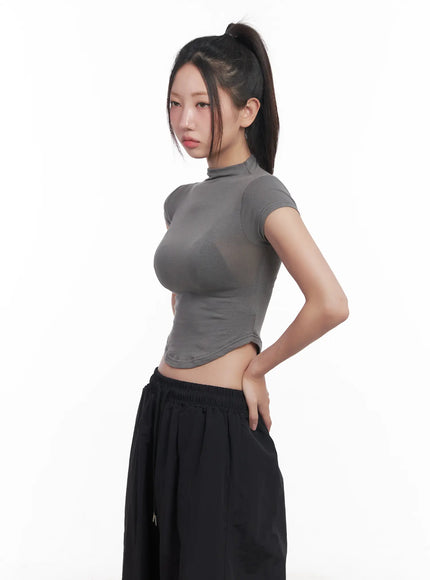 slim-fit-mock-neck-crop-top-cu517