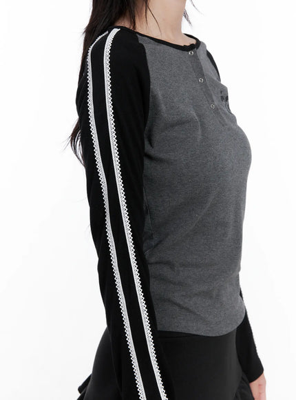 Two-Tone Lace Detail Top CS529