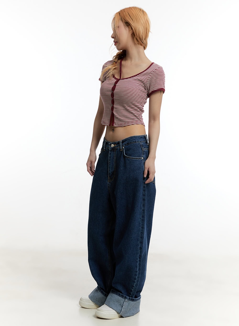 stripe-buttoned-crop-top-cy501