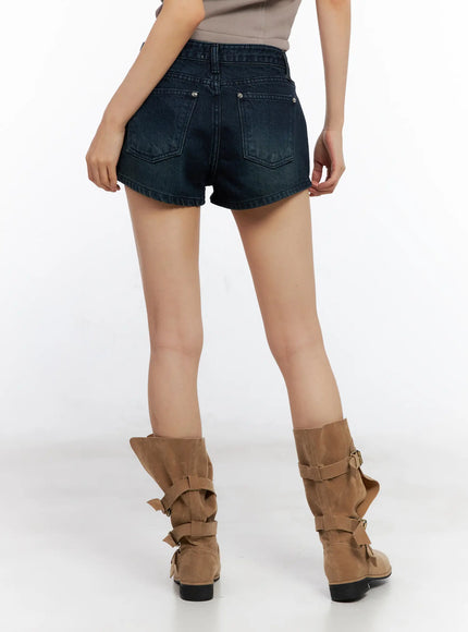 studded-washed-denim-shorts-cl530