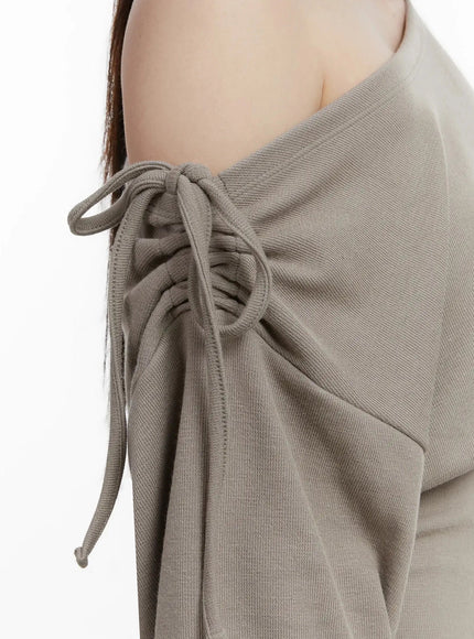 off-shoulder-knit-sweatshirt-ij521