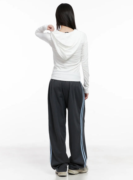 wide-leg-striped-track-pants-cg519