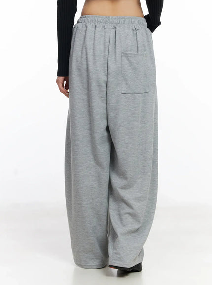 pin-tuck-balloon-fit-sweatpants-cj523