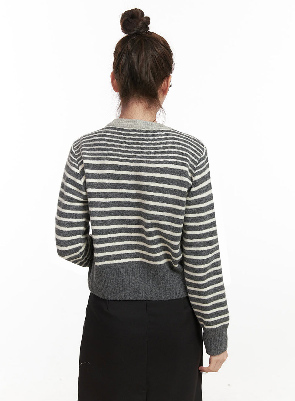 stripe-buttoned-cardigan-if505