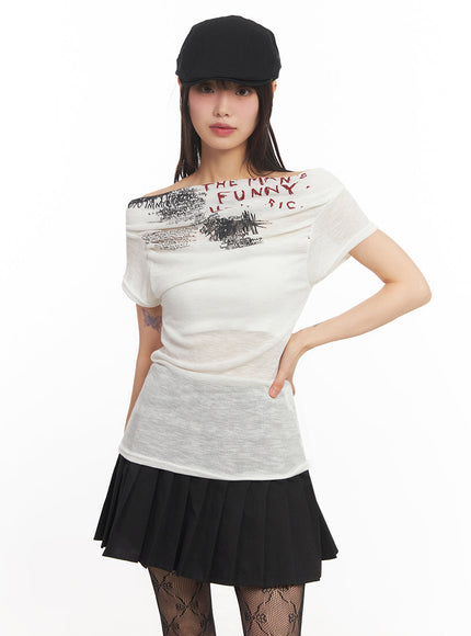 muse-graphic-off-shoulder-top-iy502