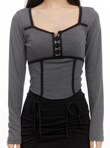 hook-and-eye-detail-crop-top-cd411