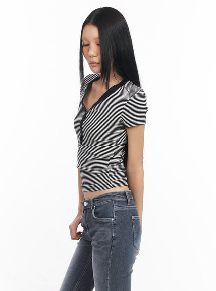 striped-buttoned-v-neck-crop-tee-cy528