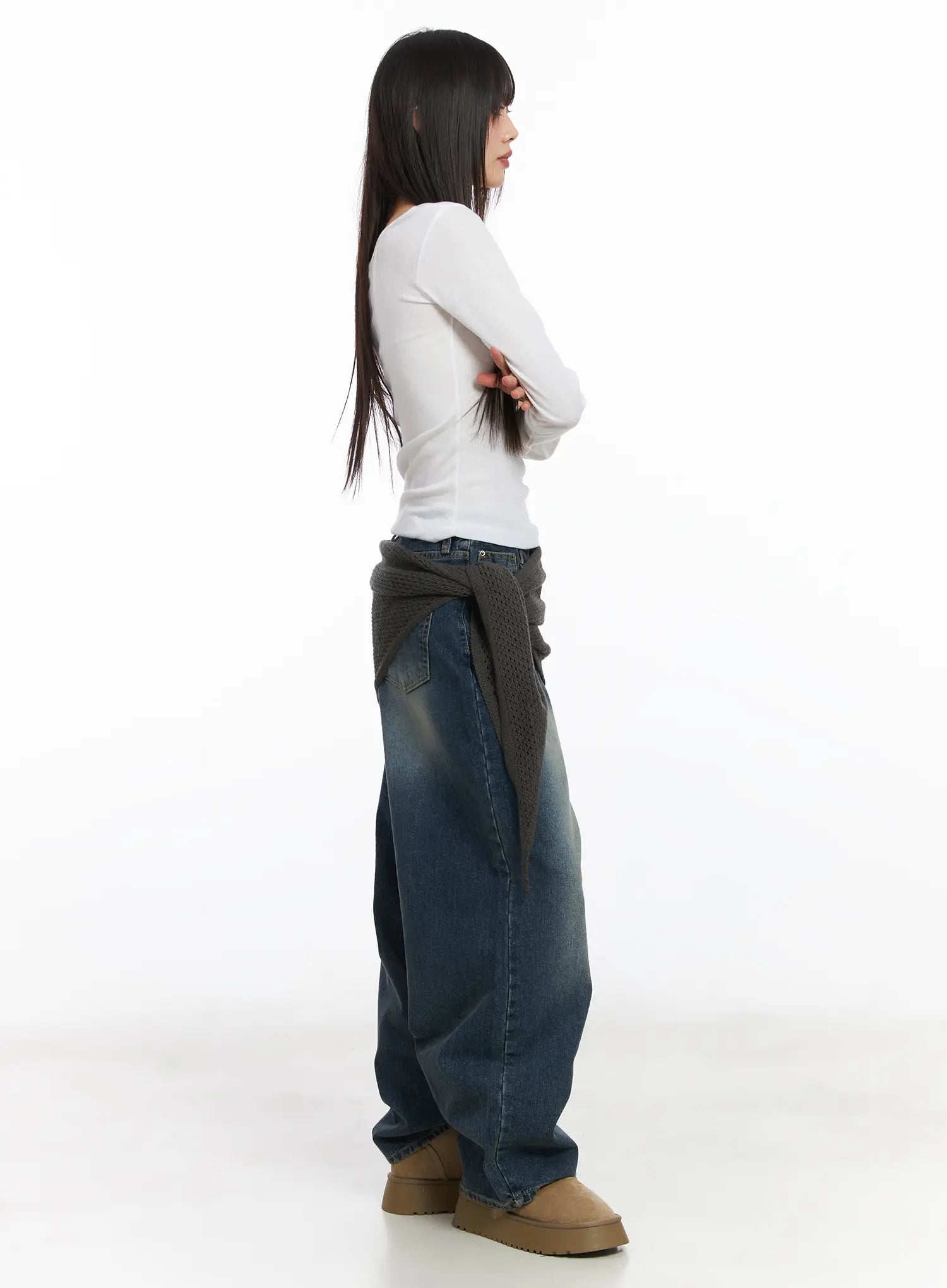 Eliza Fleece-Lined Washed Wide Leg Jeans CD518