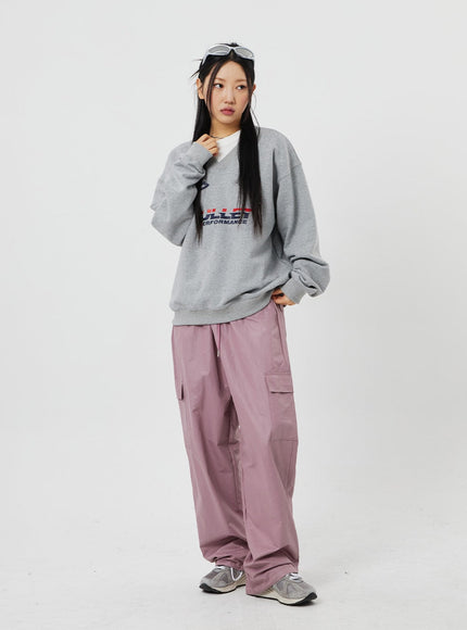 V-Neck Graphic Sweatshirt CF315