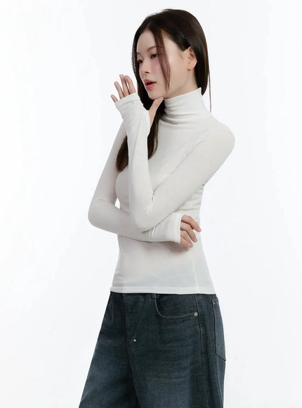Elegant White Turtleneck Top ID526