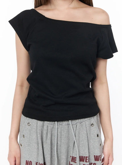 basic-boat-neck-short-sleeve-tee-cy529