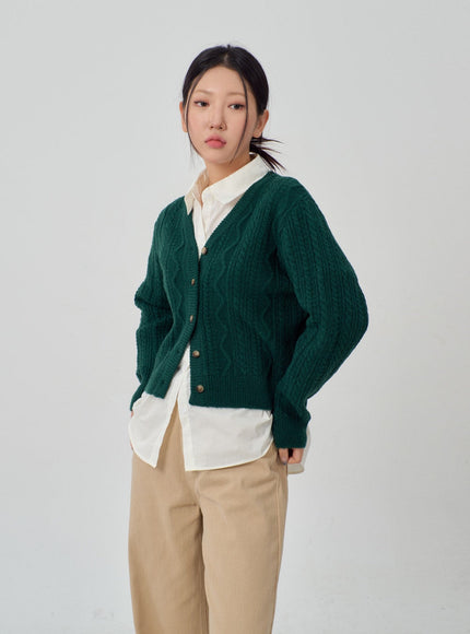 Cropped Knit Cardigan IM315