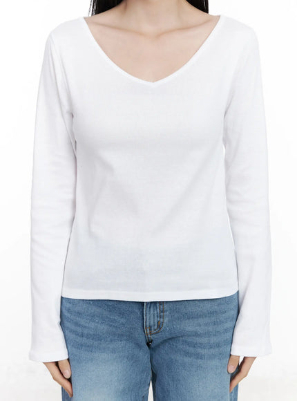 basic-v-neck-long-sleeve-tee-cj519