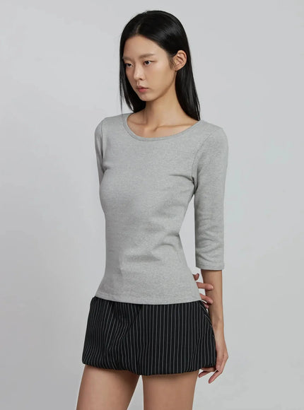minimalist-three-quarter-sleeve-top-im520