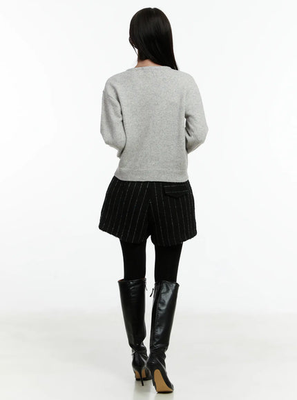 striped-wool-blend-shorts-cd514