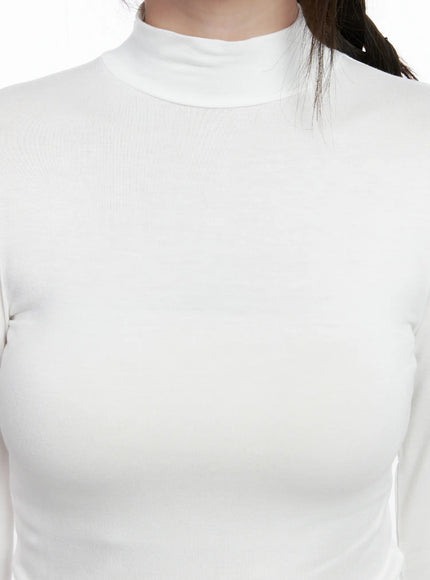 basic-mock-neck-long-sleeve-top-co503