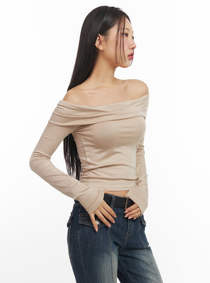 cozy-off-shoulder-slim-fit-top-if510