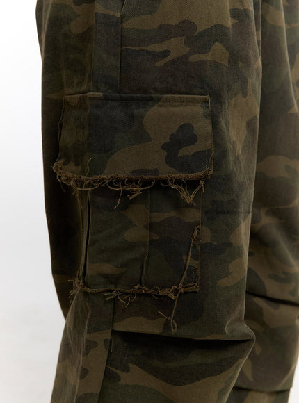 wide-fit-camouflage-cargo-pants-cn420