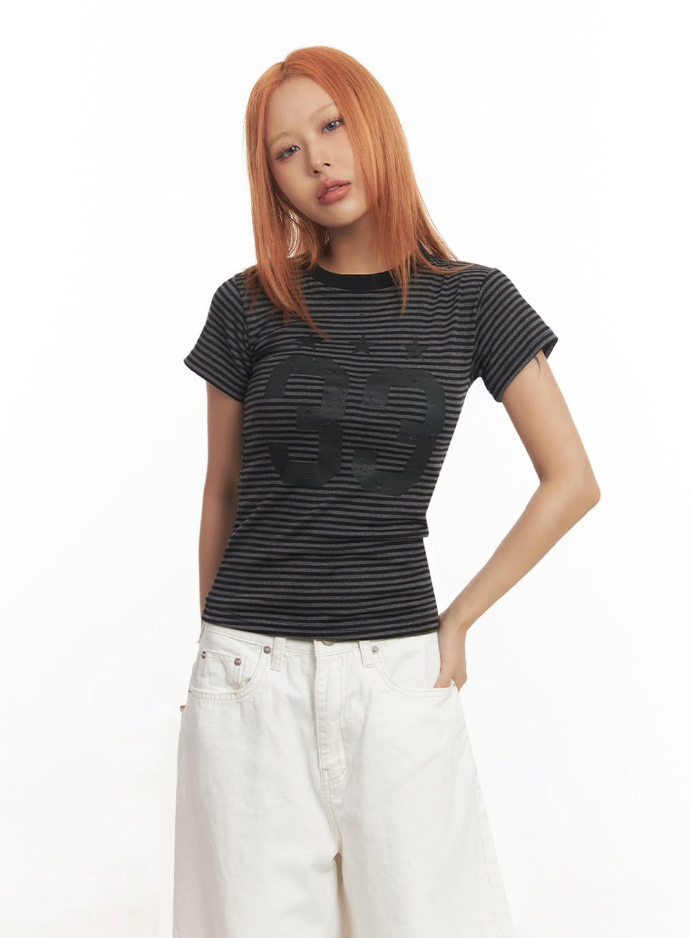 striped-slim-fit-graphic-top-ia515