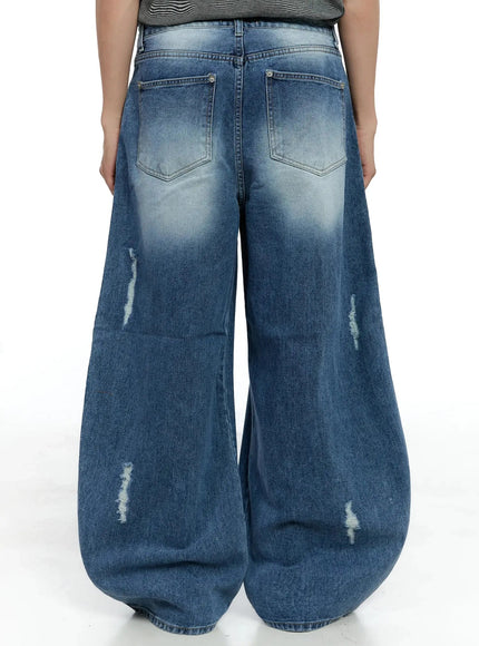 mens-distressed-baggy-jeans-ig520